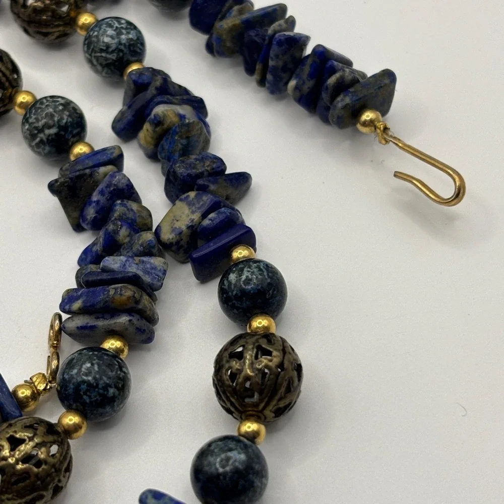 Vintage Lapis Lazuli Chips Filagree Beaded Necklace 31